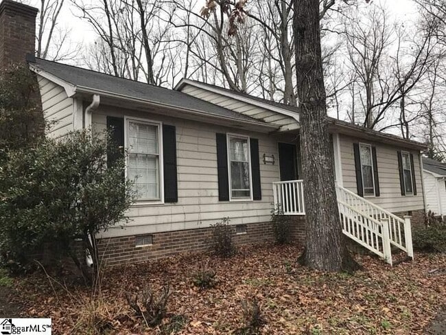 1003 Ikes Rd in Taylors, SC - Building Photo - Building Photo