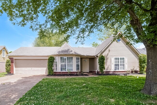 property at 4078 Shadow Glen Dr