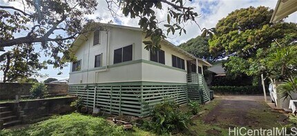 1533 Palolo Ave in Honolulu, HI - Building Photo - Building Photo