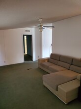 1125 Waters Ct in Darien, GA - Building Photo - Building Photo