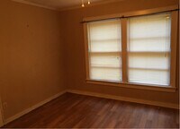 1805 Fairview St photo'