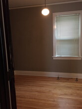 2848 S Logan Ave, Unit 2848 S Logan in Milwaukee, WI - Building Photo - Building Photo