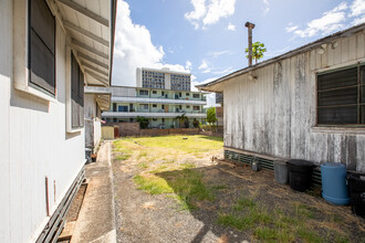 2118 Citron St in Honolulu, HI - Building Photo - Building Photo