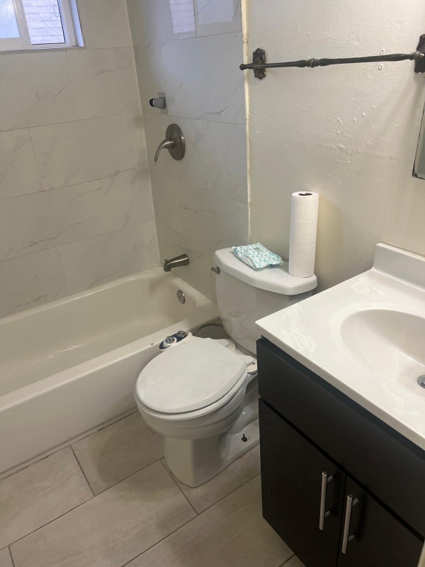 1049 47th St in Emeryville, CA - Building Photo - Building Photo