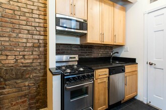 493 Second Ave (27th & 28th St), #12 in New York, NY - Building Photo - Building Photo