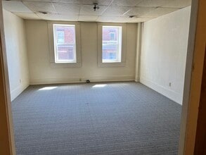 722 Lake St, Unit 1 in Spirit Lake, IA - Building Photo - Building Photo