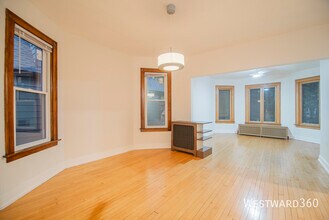 4037 N Hamlin Ave in Chicago, IL - Building Photo - Building Photo