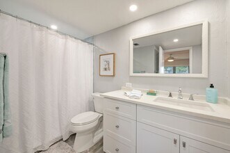 366 Charlemagne Blvd in Naples, FL - Building Photo - Building Photo