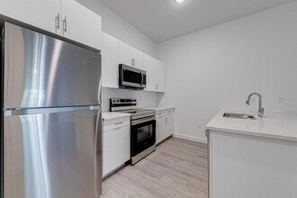 633 Trikomo Dr in Davenport, FL - Building Photo - Building Photo