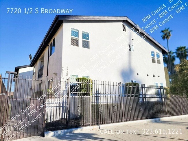 property at 7720 1/2 S Broadway