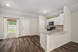 20918 Twining Rose Ln in Tomball, TX - Building Photo - Building Photo