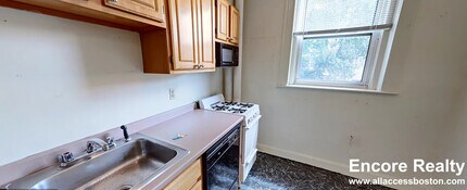 105 Jersey St, Unit 12 in Boston, MA - Foto de edificio - Building Photo