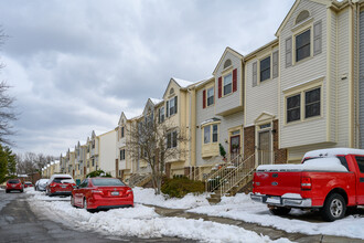 3700 Roxbury Ln in Alexandria, VA - Building Photo - Building Photo