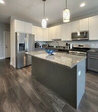 1202 Waukegan Rd in Glenview, IL - Building Photo - Building Photo