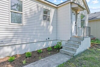 1734 N Stone St in Spokane, WA - Foto de edificio - Building Photo