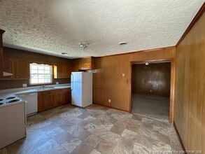 909 Southview Cir in Fayetteville, NC - Building Photo - Building Photo