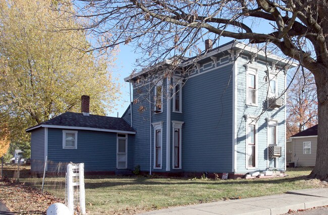 150 Pearl St in Greenwood, IN - Foto de edificio - Building Photo
