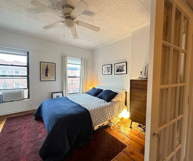 82 Carroll St in Brooklyn, NY - Foto de edificio - Building Photo