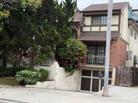 3647 Keystone Ave, Unit 4 in Los Angeles, CA - Building Photo