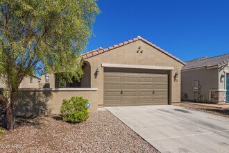 40354 W Sunland Dr in Maricopa, AZ - Foto de edificio - Building Photo
