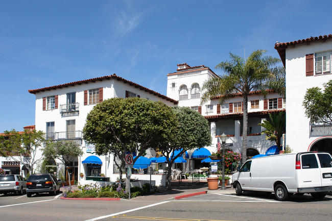 Hotel San Clemente Apartments in San Clemente, CA - Building Photo - Building Photo