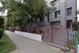 447 S Rampart Blvd in Los Angeles, CA - Building Photo - Building Photo