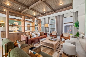 Enclave Creedmoor in Creedmoor, TX - Foto de edificio - Interior Photo