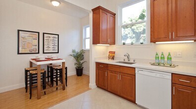 332 6th Ave in San Francisco, CA - Building Photo - Building Photo