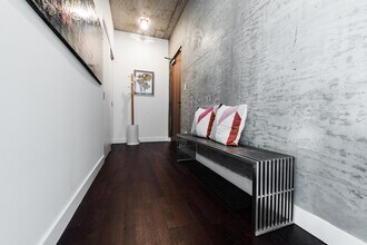 169 John St in Toronto, ON - Building Photo - Building Photo