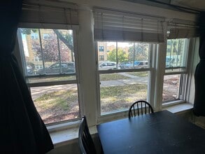 4036 N Mozart St, Unit G in Chicago, IL - Building Photo - Building Photo