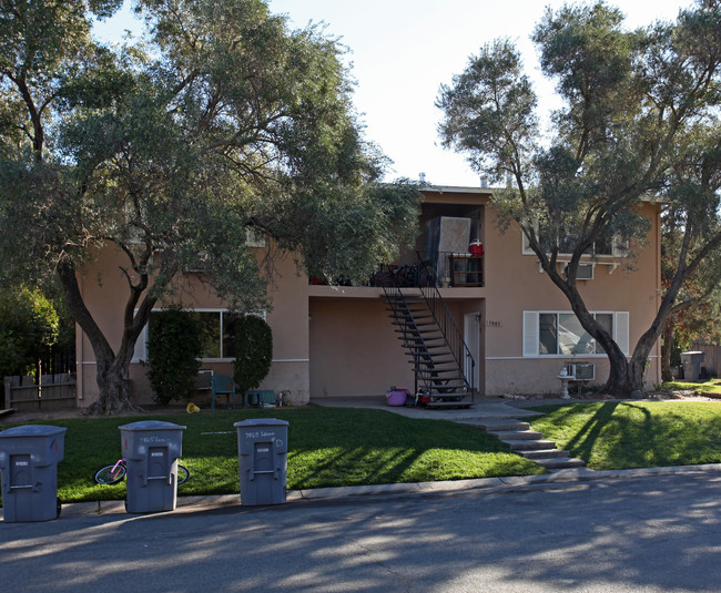 7885 Leona Way in Granite Bay, CA - Building Photo - Building Photo