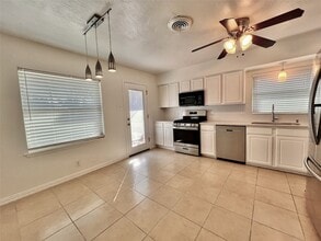 421 Jolee St in Richardson, TX - Building Photo - Building Photo