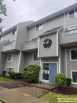 146 N Beacon St in Boston, MA - Building Photo