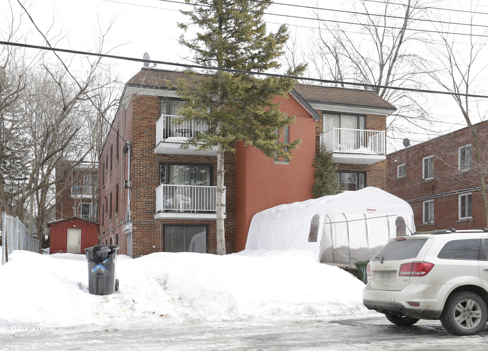 3170 Barclay in Montréal, QC - Building Photo