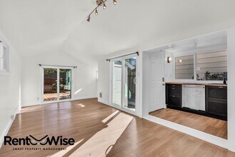 4525 Irving St in San Francisco, CA - Building Photo - Building Photo