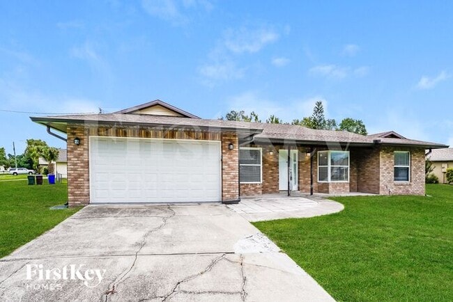 2090 Raymond Dr in St. Cloud, FL - Building Photo - Building Photo