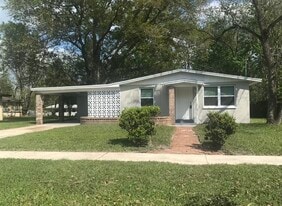 6131 George Wood Ln W