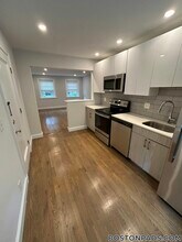 67 Wyman St in Newton, MA - Building Photo - Building Photo