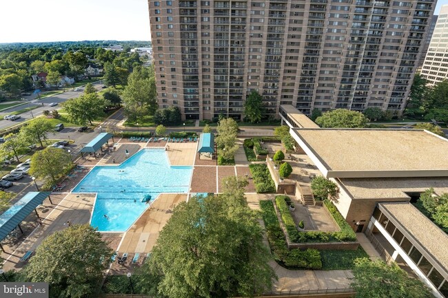 property at 5501 Seminary Rd