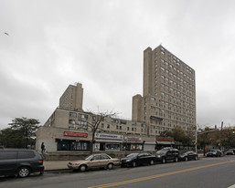Star at Bay Park in Brooklyn, NY - Building Photo
