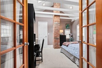 22 Stockholm St in Newport, RI - Foto de edificio - Building Photo