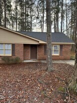 134 Rembert Martin Park in Columbia, SC - Building Photo