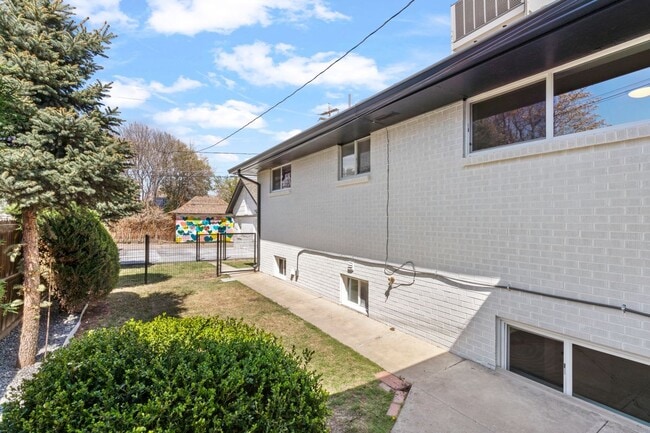 2905 W 39th Ave in Denver, CO - Building Photo - Building Photo