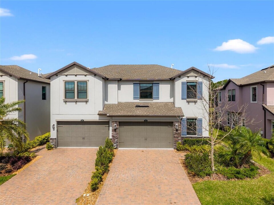 4896 San Martino Dr in Wesley Chapel, FL - Building Photo