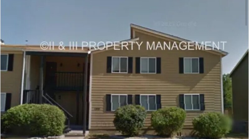 1306 E 123rd Terrace in Olathe, KS - Building Photo