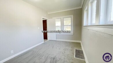 3430 Maple St in Toledo, OH - Building Photo - Building Photo