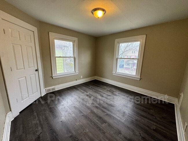 128 Roslyn St in Rochester, NY - Building Photo - Building Photo