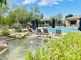 16420 N Thompson Peak Pkwy in Scottsdale, AZ - Building Photo