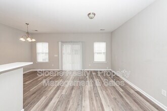 522 Truman Dr in Goose Creek, SC - Building Photo - Building Photo