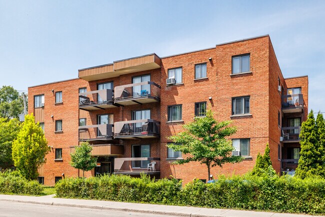 6077 Émile-Nelligan in Montréal, QC - Building Photo - Building Photo